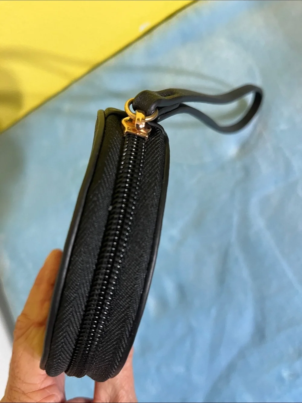 LC Lauren Conrad “Party Fund” Round Coin Pouch Wristlet | NEW